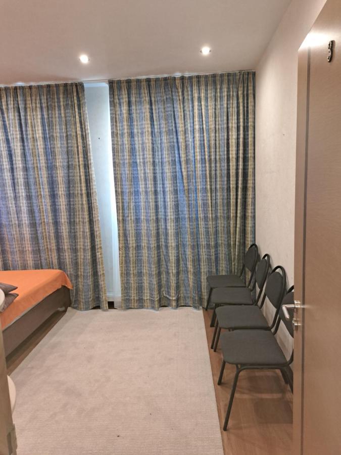 Andy Service Appartments Рига Екстериор снимка